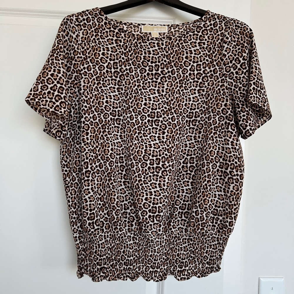 MICHAEL Michael Kors Brown and White Ribbed Short Sleeve Blouse